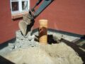 Fjerne gammel betonbrønd